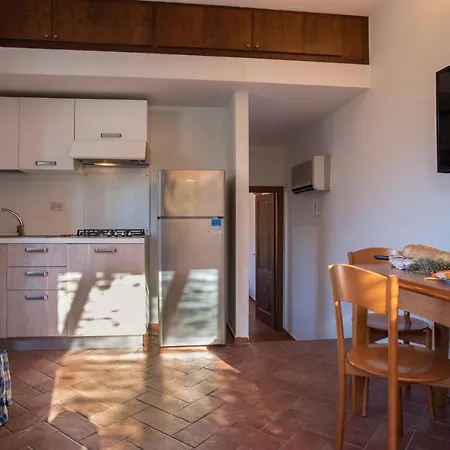 Borgo Patresi Mare 3 * La Guardia